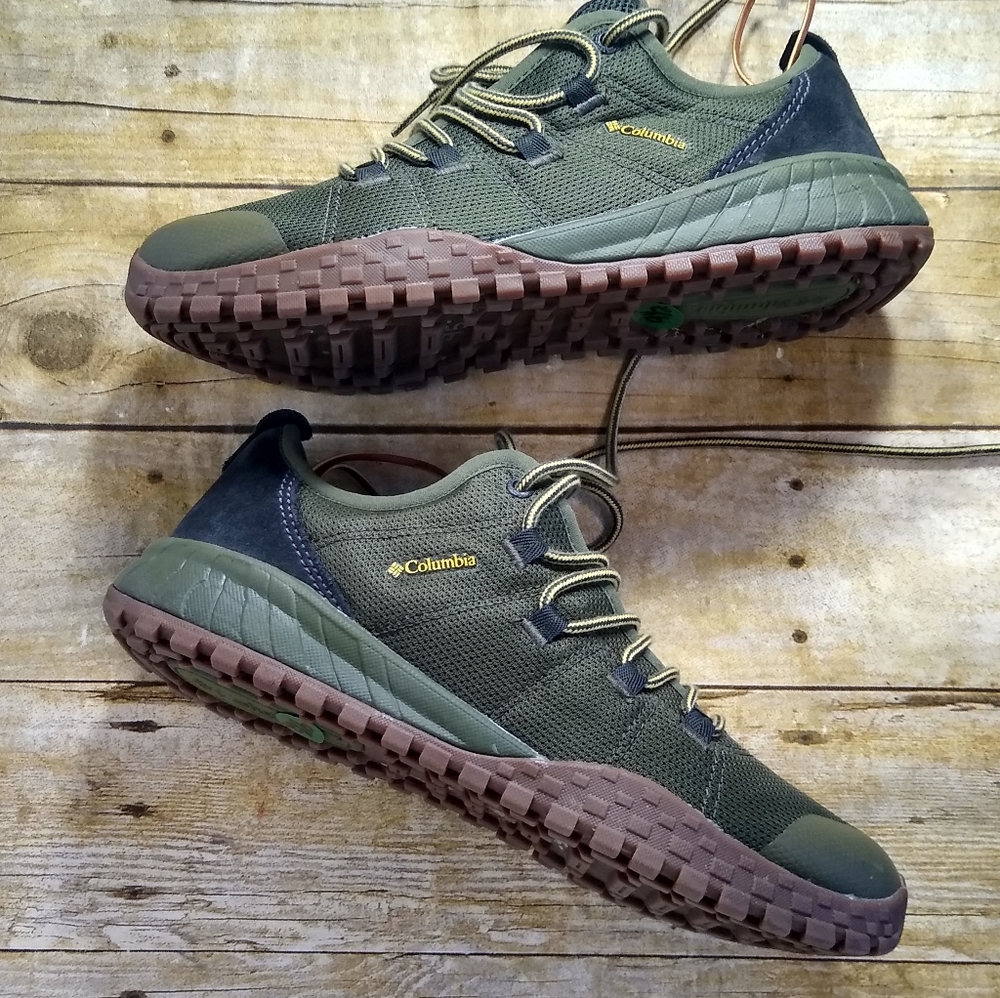 Colum farbanks trail shoes